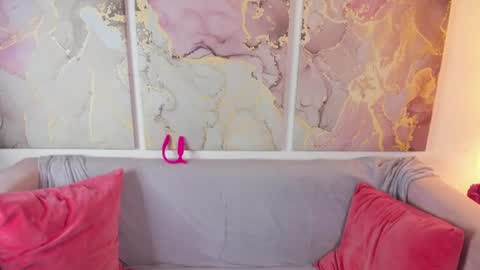 katymeaw online show from 07.28.26
