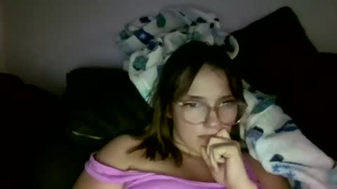 Snapshot of katyval chatting on 07.24.26 katyval online show from 07.24.26