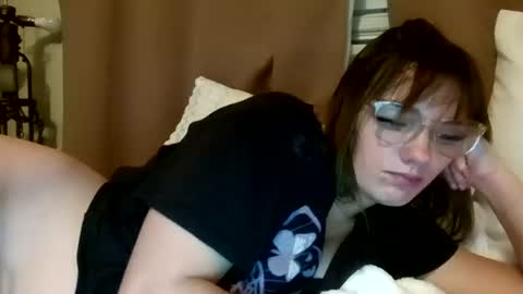 Snapshot of katyval chatting on 07.26.26 katyval online show from 07.26.26