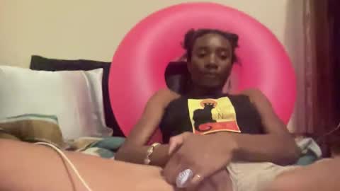 Snapshot of kawaiistrfkr chatting on 09.25.25 kawaiistrfkr online show from 09.25.25