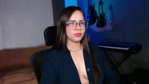Kay online show from 04.25.26