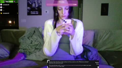 Snapshot of kay_kay05 chatting on 01.04.25 kay3 online show from 01.04.25