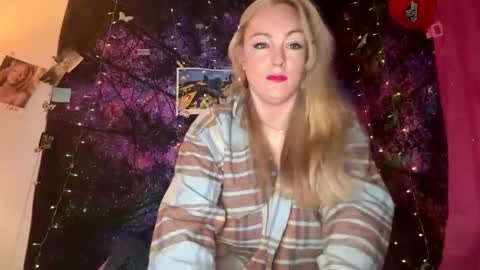 kay_la online show from 09.14.25