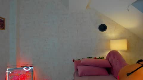 Snapshot of kaya_sins chatting on 02.24.26 Kaya online show from 02.24.26