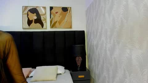 Snapshot of kayla_adams chatting on 09.15.25 Kayla online show from 09.15.25