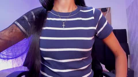 Snapshot of kayla_adams chatting on 10.05.25 Kayla online show from 10.05.25