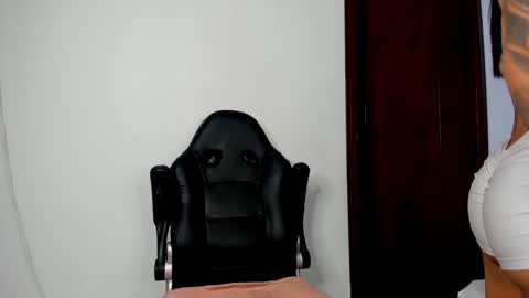 KAYLA BATISTA online show from 01.22.25