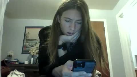 Snapshot of kaylaelizabeth97 chatting on 11.26.25 kaylaelizabeth97 online show from 11.26.25