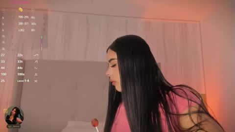 Kayla online show from 04.21.26