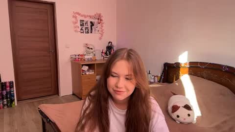 Snapshot of kaylawulfing chatting on 05.16.26 Nyelle online show from 05.16.26