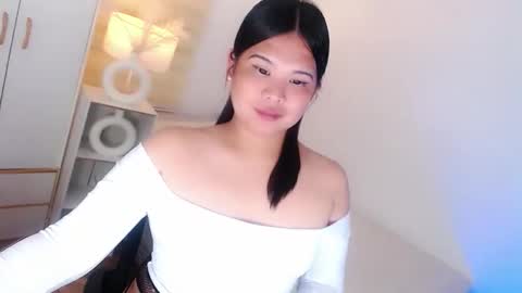 Y O U R        F U T U R E       K A Y L E E  online show from 04.16.26