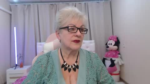 kaylesmoll online show from 05.09.26