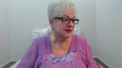 kaylesmoll online show from 07.18.26