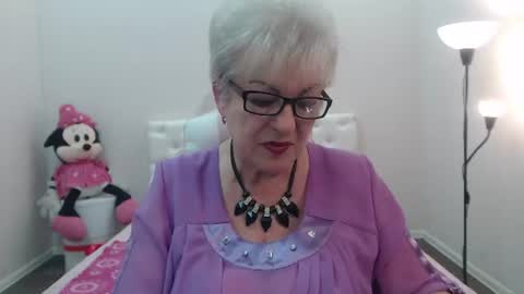 kaylesmoll online show from 07.25.26