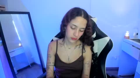 kaylie online show from 06.12.26