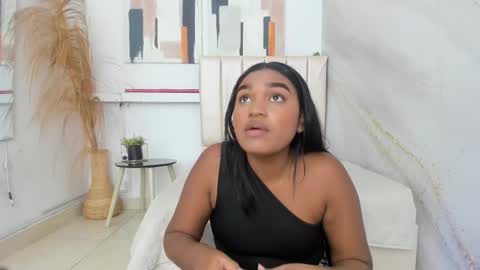 Snapshot of kayna_gomez chatting on 02.09.25 Kayna online show from 02.09.25