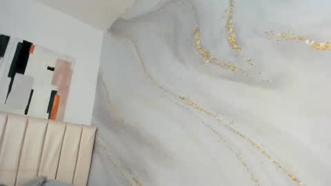 Snapshot of kayna_gomez chatting on 02.25.25 Kayna online show from 02.25.25