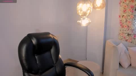 Kay online show from 02.26.26