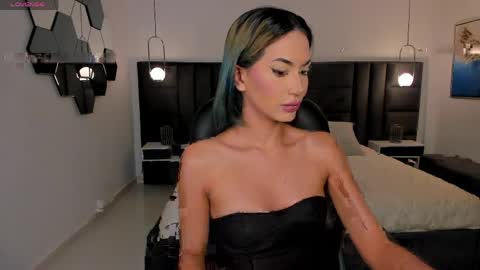 Kay online show from 04.25.26