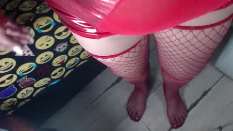 KAZSANDRAH online show from 10.31.25