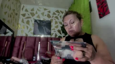 KAZSANDRAH online show from 11.15.25