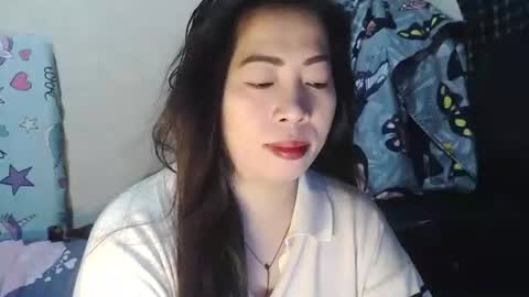 Kazzandra online show from 10.16.25