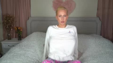 EliandKylie online show from 12.01.25