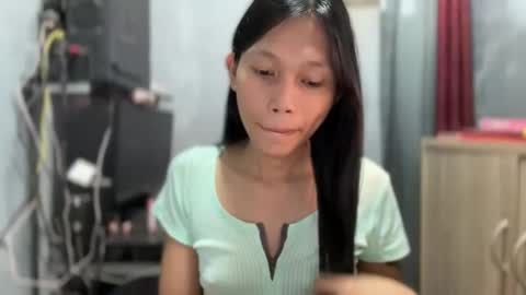 Its me Cora online show from 12.17.25