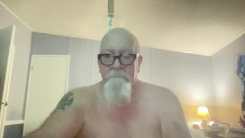 Snapshot of kcbace61760 chatting on 12.22.25 kcbace61760 online show from 12.22.25