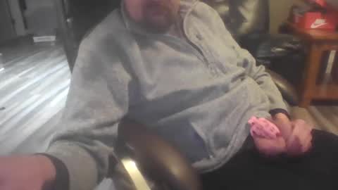 kchristi325 online show from 12.21.24