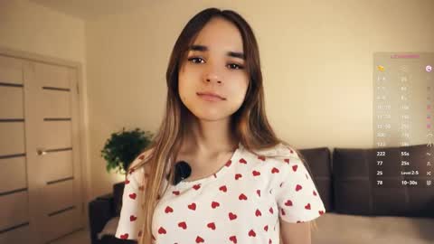 Snapshot of keeleyreineck chatting on 05.17.26 Nika online show from 05.17.26