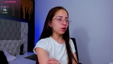 Snapshot of keilymorgan_ chatting on 01.05.25 Keily Morgan online show from 01.05.25