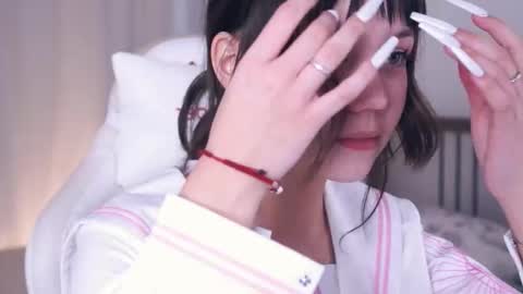 Kira online show from 11.27.25