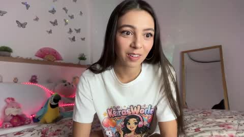 Snapshot of keirasworld chatting on 06.08.26 keira online show from 06.08.26