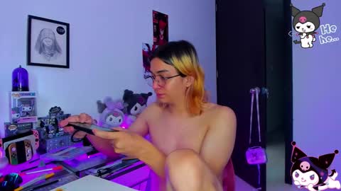 Keita moon online show from 12.22.25