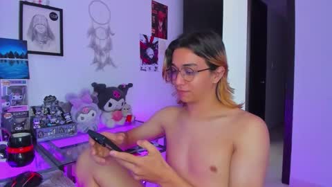 Keita moon online show from 02.10.26