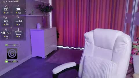 kellielowie online show from 07.28.26