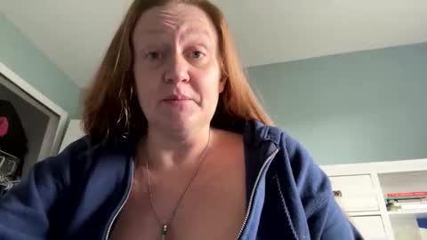 Snapshot of kellilyn10 chatting on 04.05.26 kellilyn10 online show from 04.05.26