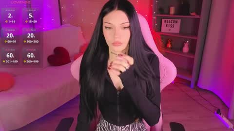 Snapshot of kelly__bunny chatting on 04.16.26 Kelly online show from 04.16.26