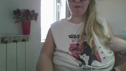 Emmie online show from 04.22.26