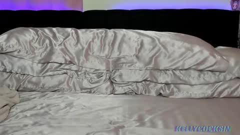 Kelly Cocksin online show from 04.27.26