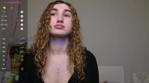 Snapshot of kellykeat chatting on 02.08.26 Princess Kelly online show from 02.08.26