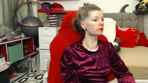 kelly online show from 03.10.25