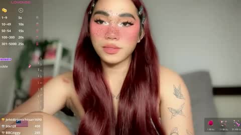 Kelly Smith online show from 04.10.26