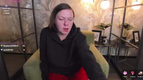 Snapshot of kellysuper chatting on 02.10.25 Kelly online show from 02.10.25