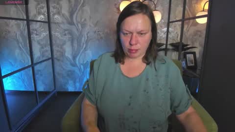 Snapshot of kellysuper chatting on 09.17.25 Kelly online show from 09.17.25