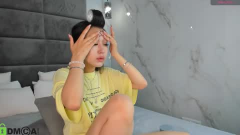 kellyy_bern online show from 09.20.25