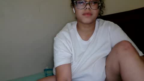 Snapshot of kelx0 chatting on 03.03.25 kelx0 online show from 03.03.25