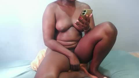 kem2000400282 online show from 03.03.26