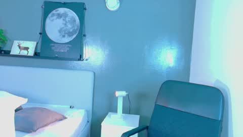   online show from 10.17.25